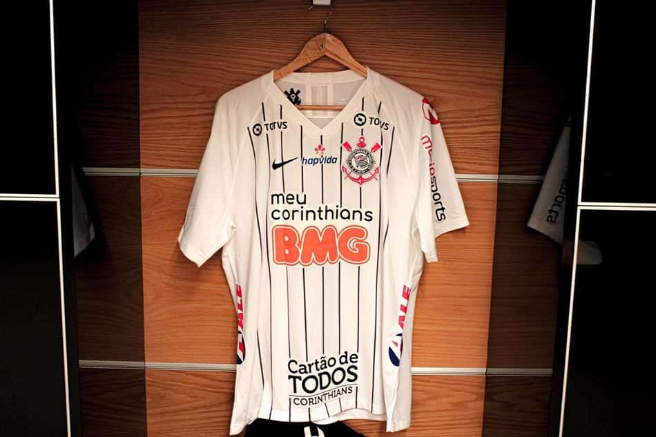 Corinthians anuncia patrocínio da marca Serasa Limpa Nome