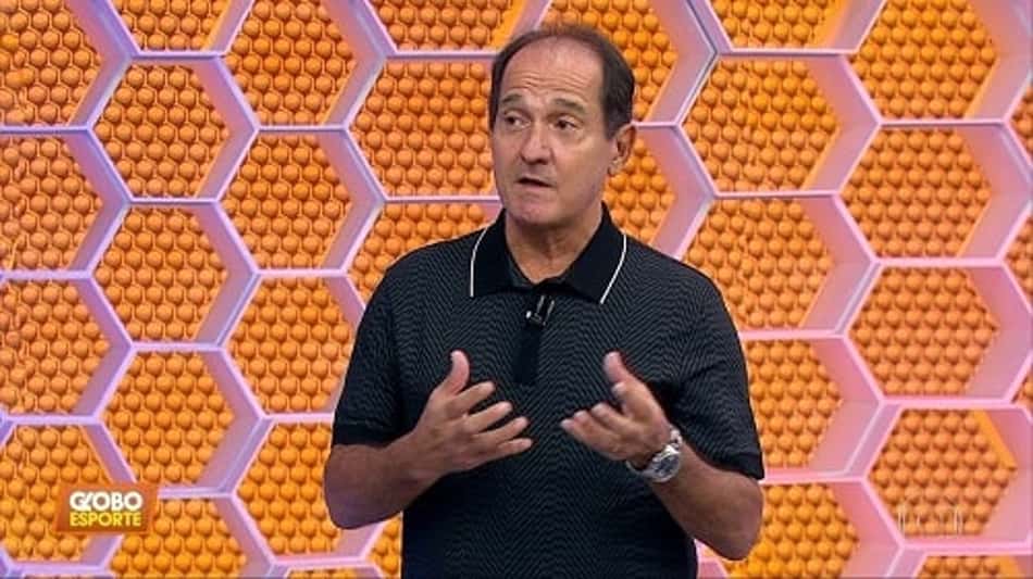 Muricy cobra punições mais duras por atos de racismo: 'Isso é crime'