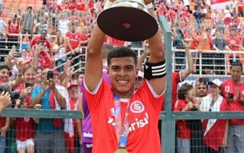 Destaque do Inter na Copinha, Cesinha diz: 'Chego ao time principal tranquilo'