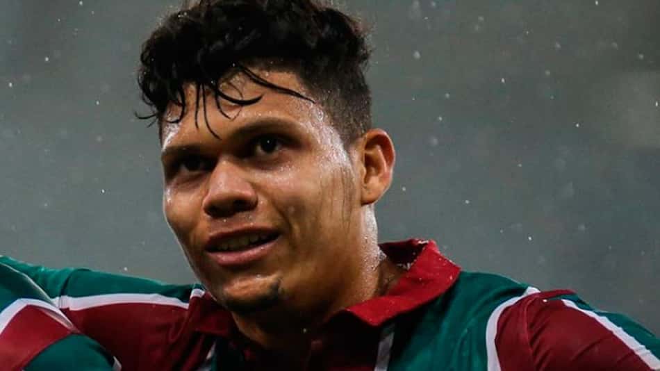 Evanilson comenta entrosamento com Marcos Paulo no gol do Flu