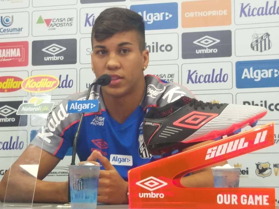 Kaio Jorge revela ansiedade antes de primeiro gol pelo Santos