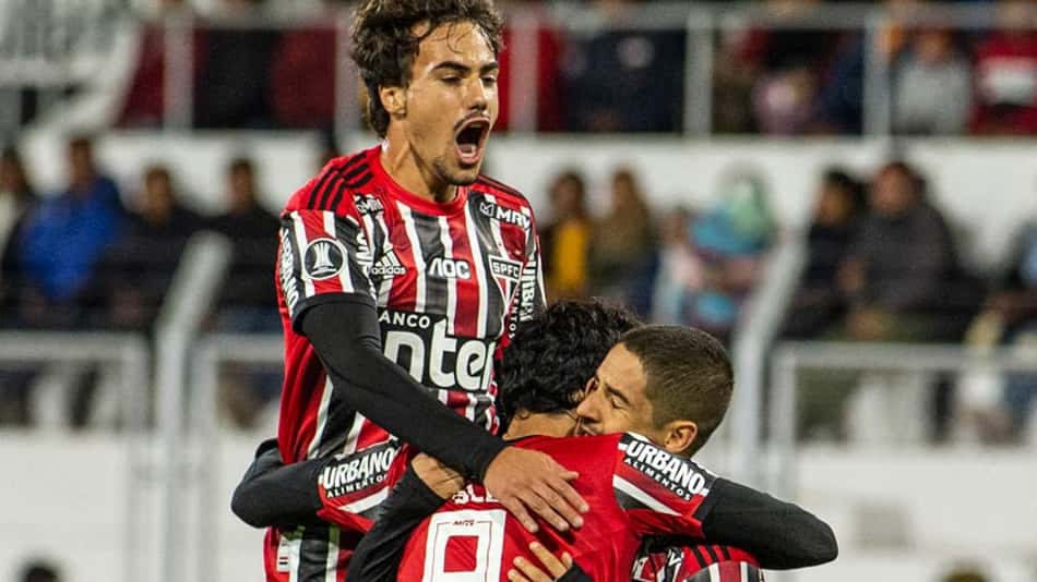 Igor Gomes projeta próximo passo do São Paulo: 'Em busca do que é nosso'