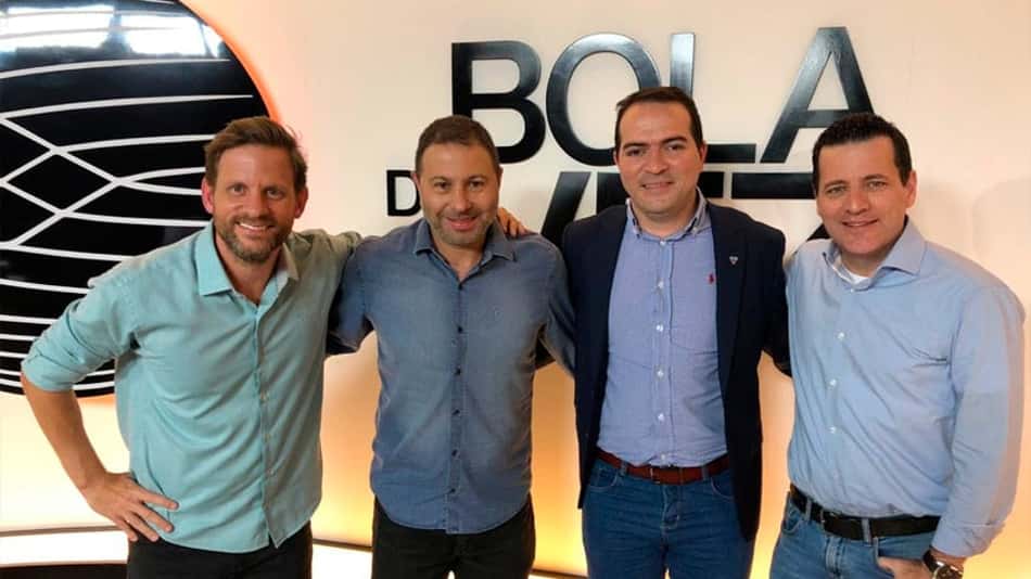 Presidente do Fortaleza vê 'fico' de Ceni como marco histórico e revela propostas do exterior ao técnico