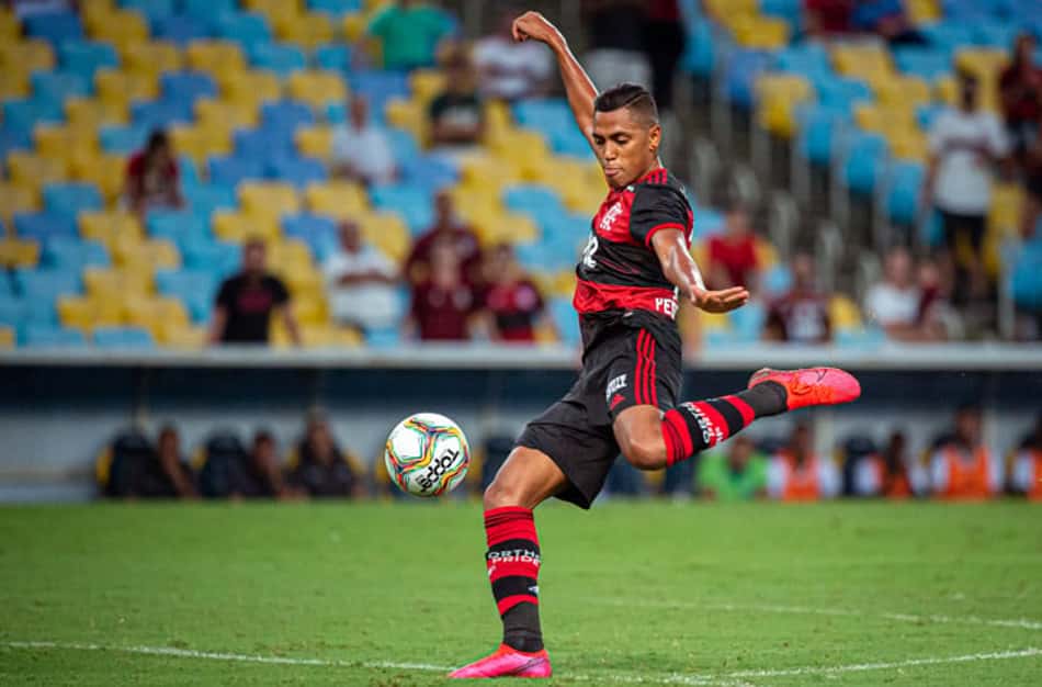 Pedro Rocha pronto para o primeiro clássico pelo Flamengo: 'Que seja o primeiro de muitos'