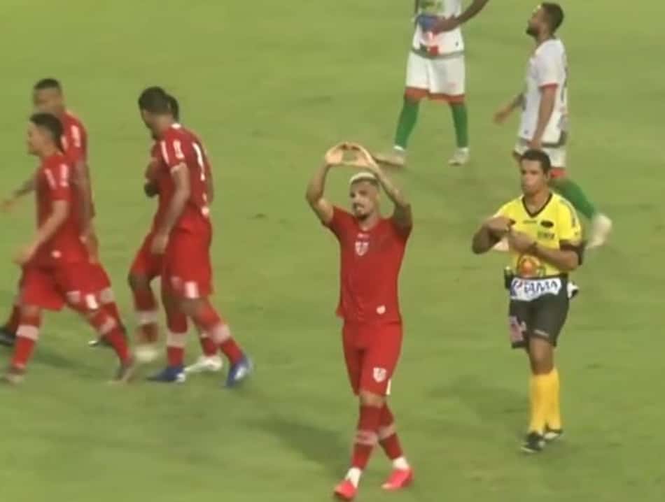 Alagoano: CRB bate CEO no Rei Pelé e encosta no Murici virando segundo colocado