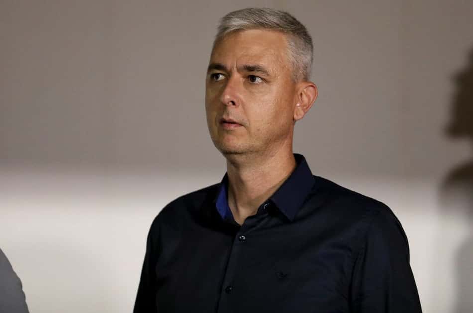 Favorito para assumir o comando do Vasco, Tiago Nunes pode contribuir para a evolução de jovens