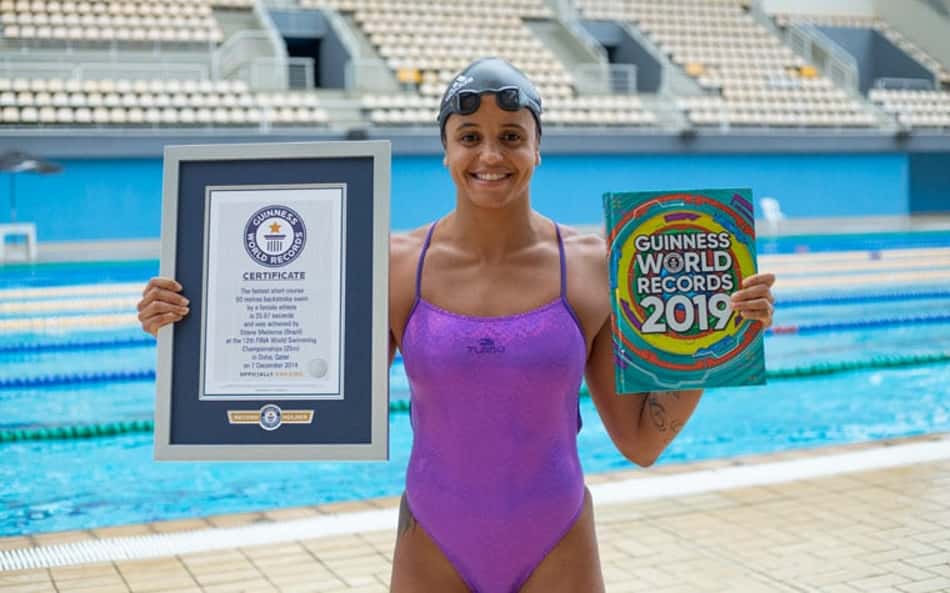 Etiene Medeiros entra para livro dos recordes no Dia da Mulher