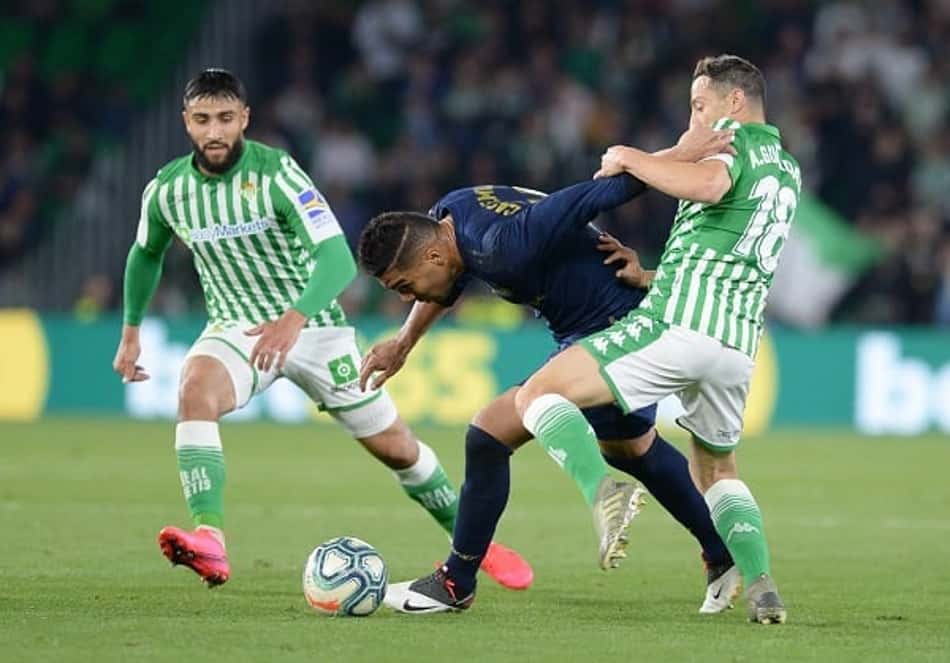 Fora de casa, Real é derrotado pelo Betis e perde liderança de La Liga