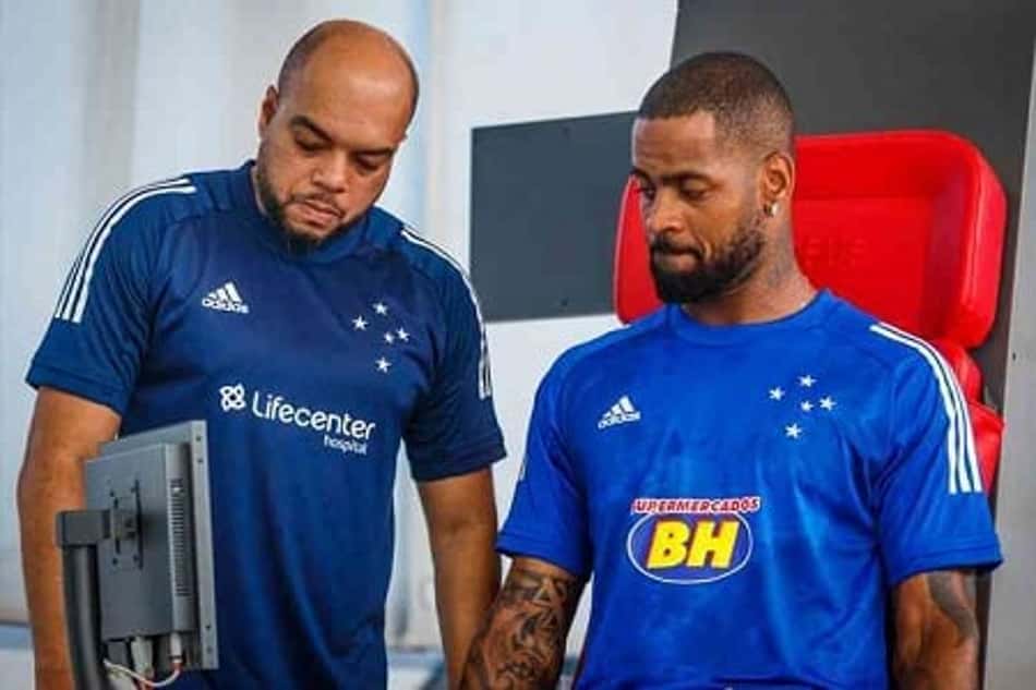 Dedé é operado novamente e só volta aos gramados daqui a seis meses