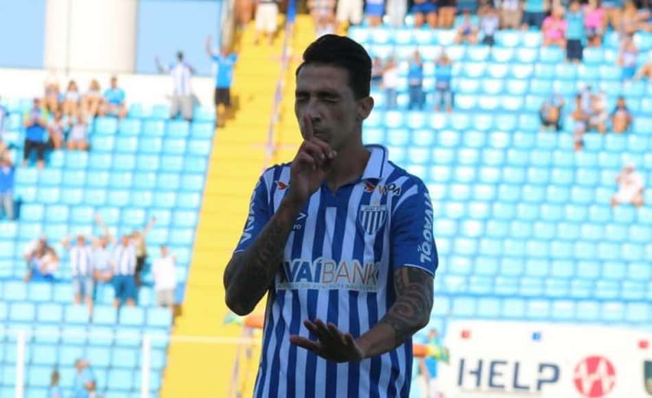 Rildo faz crítica direta a torcida do Avaí: 'Se não quiserem vir, vamos sozinhos'