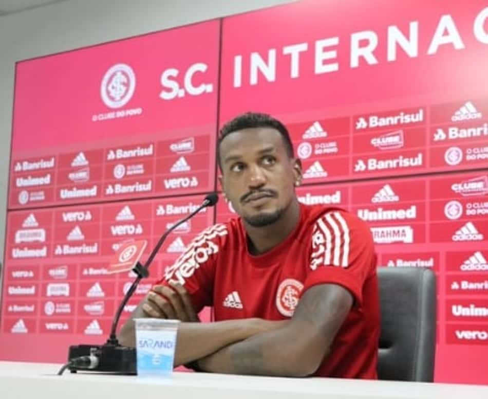 Edenilson projeta Internacional 'ofensivo' no Gre-Nal