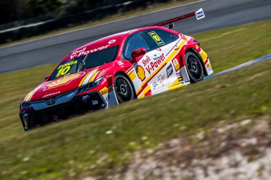 Novo Stock Car da Shell acelera pela primeira vez em Curitiba