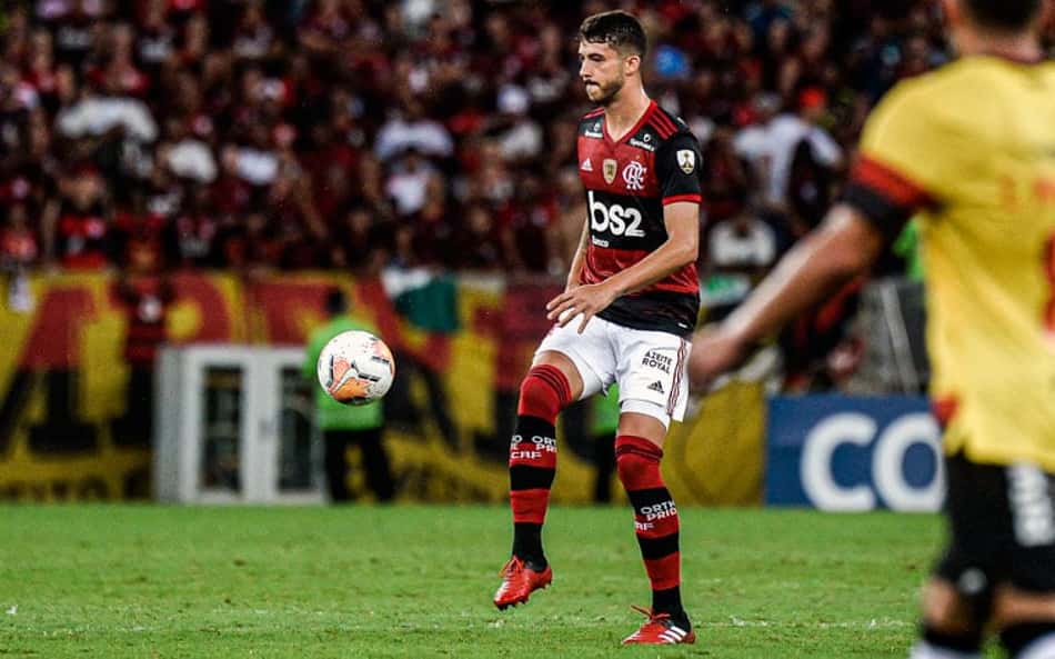 Gustavo Henrique, após primeiro gol no Flamengo: 'Momento inesquecível'