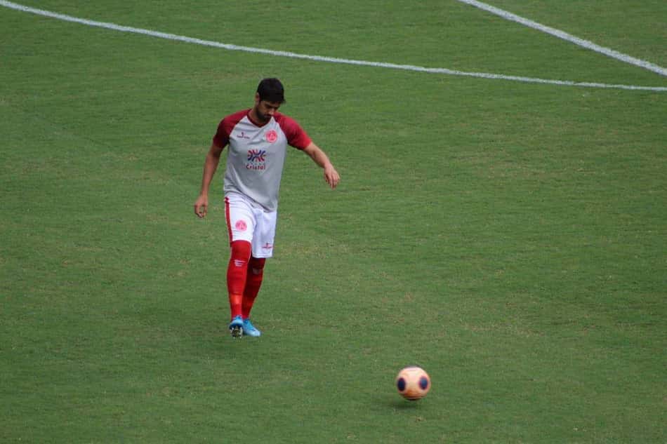 Após retorno de lesão, zagueiro do Anapolina pede foco na temporada