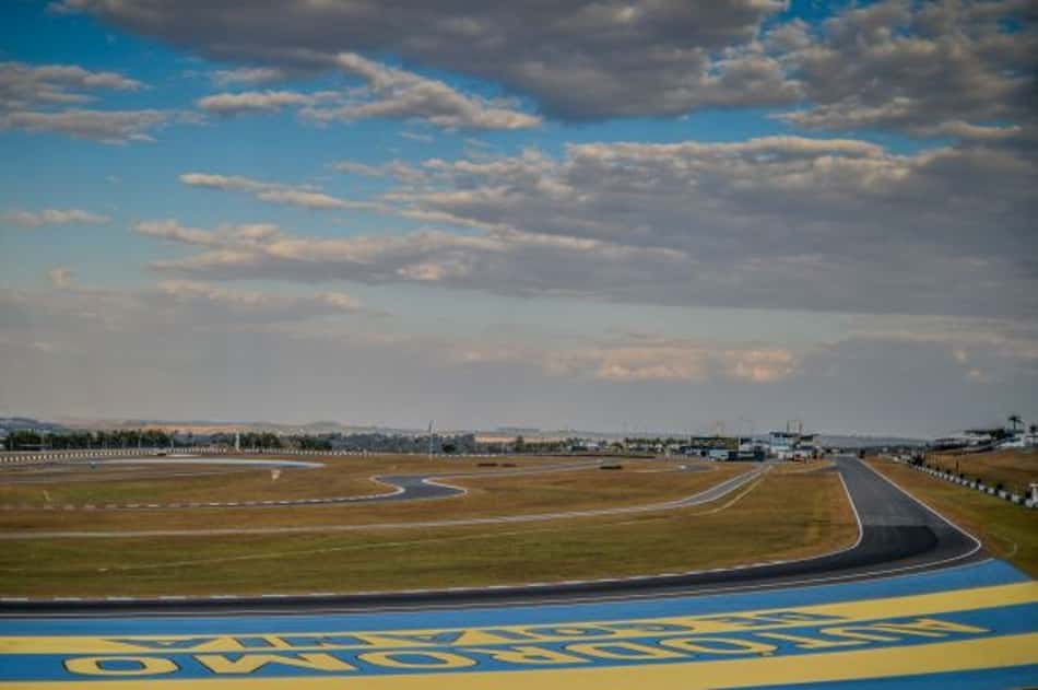 Stock Car transfere Corrida de Duplas para novembro