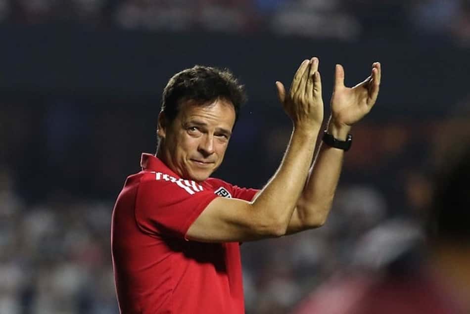 Diniz elogia São Paulo em negociação com os jogadores durante paralisação