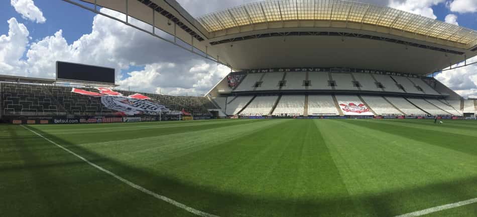 Timão pode ter seu menor número de jogos do século neste ano; entenda