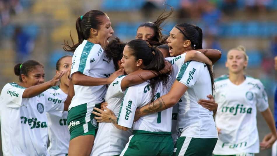 Com gol no fim, Palmeiras vira sobre São Paulo no Brasileiro feminino