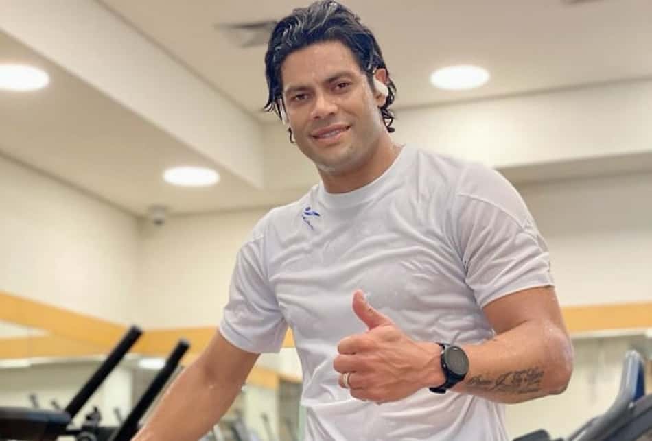 Sem ter treinado no Palmeiras, Hulk se reapresenta a chineses no domingo