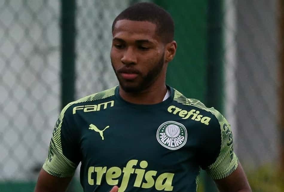 Wesley conta: soube de promoção no Palmeiras em grupo de Whatsapp