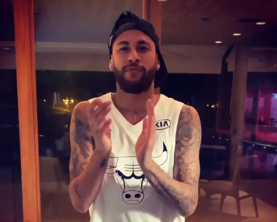 Neymar aplaude equipes de saúde: 'Obrigado por arriscarem suas vidas'