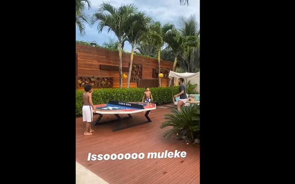 Tá no sangue! Filhos de Thiago Silva mostram habilidade no 'futmesa' durante quarentena