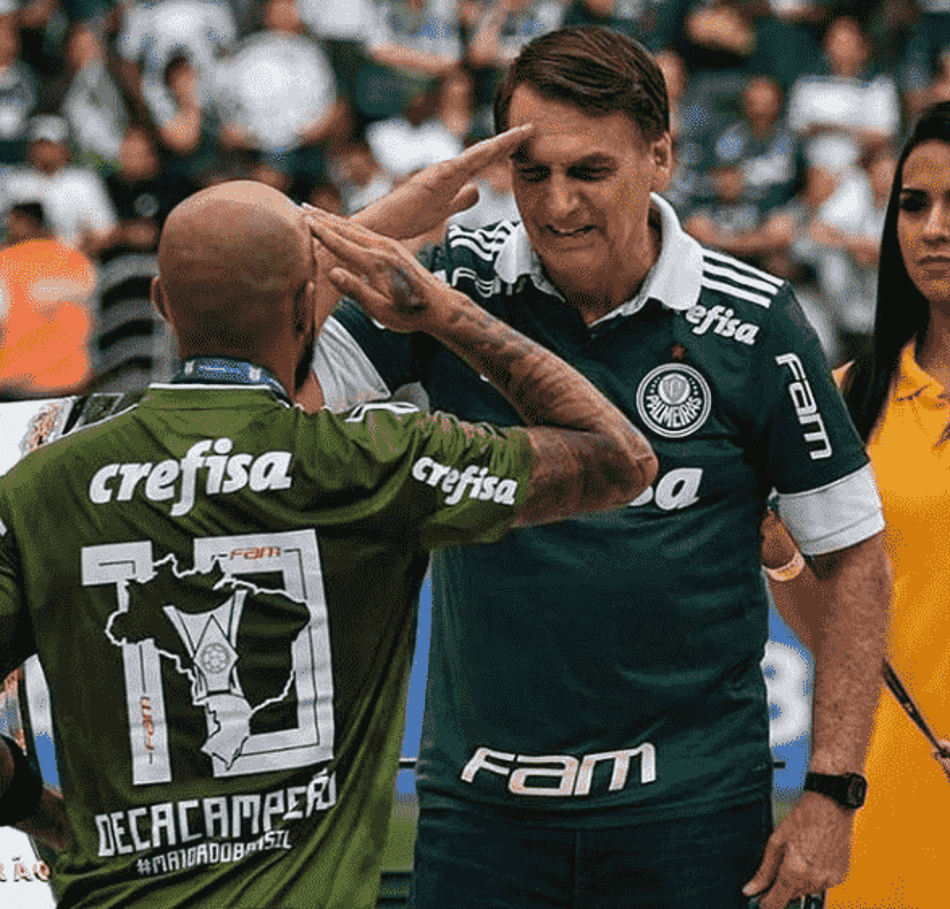 Marcos e Felipe Melo parabenizam Bolsonaro, aniversariante do dia