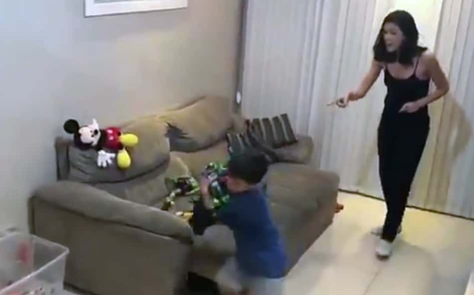 Narradora da Fox Sports explica vídeo com filho que viralizou na web