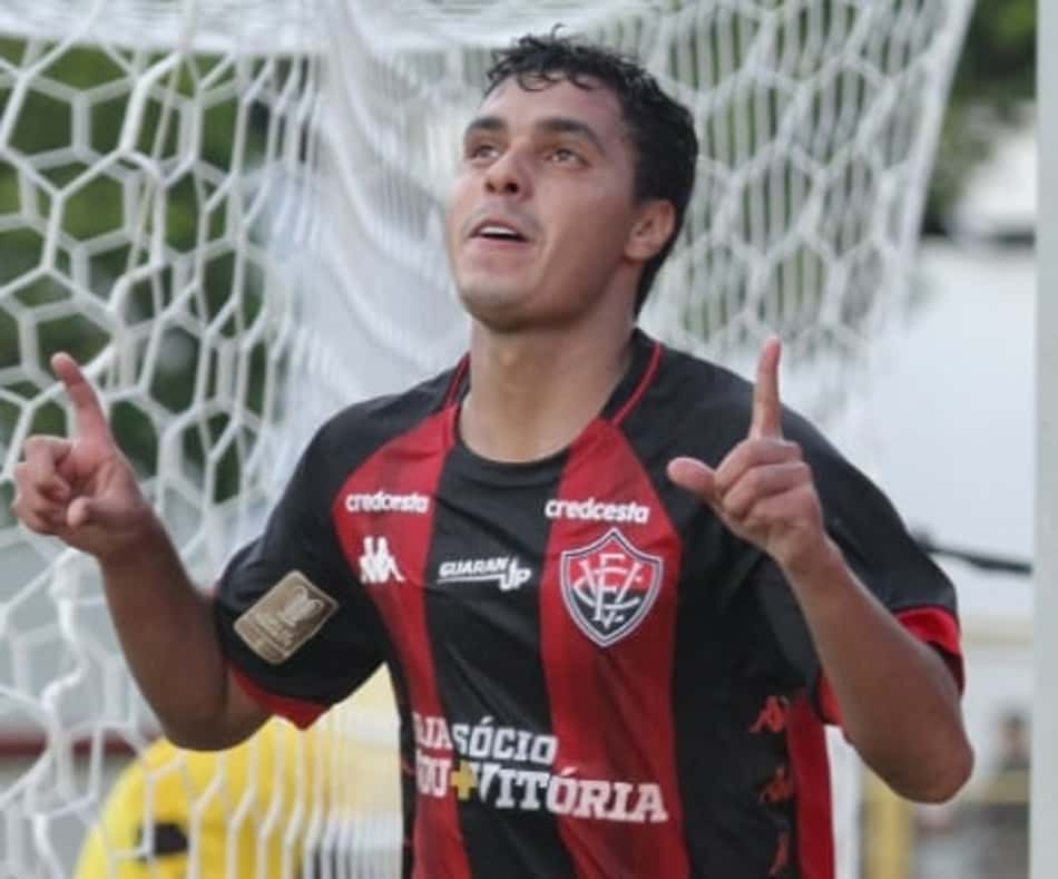 Alisson Farias fala sobre adaptação à nova rotina de treinamentos