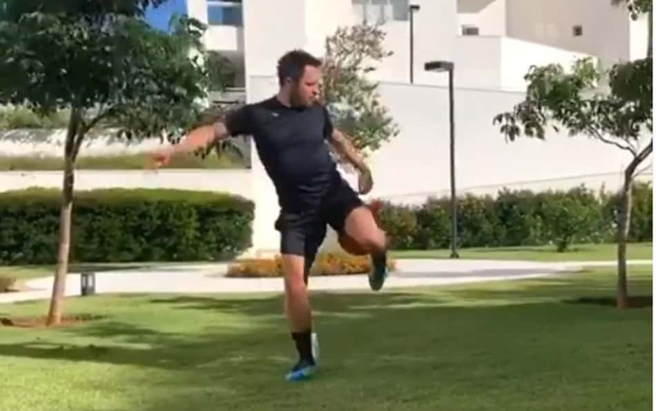 Falcão mostra habilidade com frasco de álcool em gel e desafia jogadores do Real Madrid