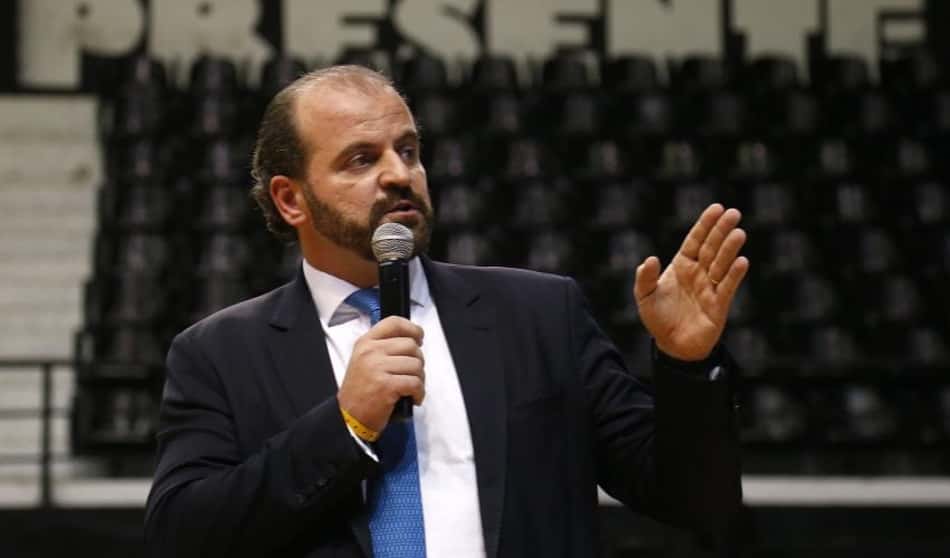 Porta-voz prevê conclusão do negócio da Botafogo SAF com John Textor em até 60 dias