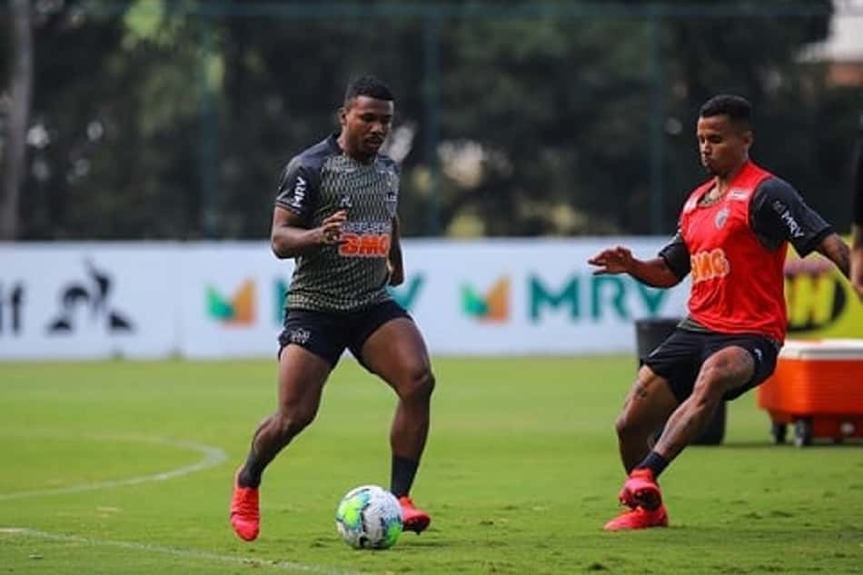Marquinhos resolveu provocar o rival Cruzeiro, que está na Série B do Brasileiro