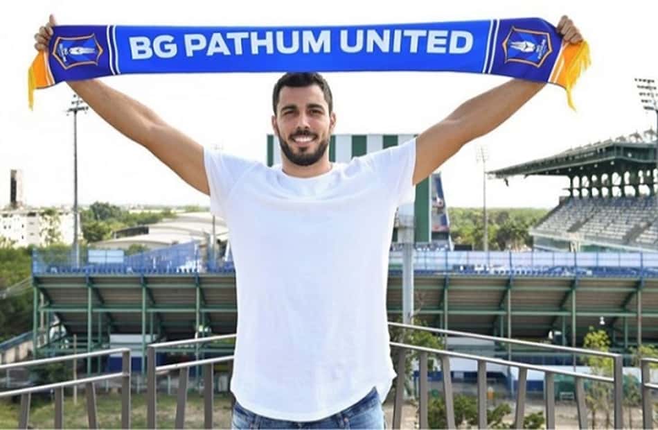 Após ótimo início, Victor Cardozo amplia contrato com clube tailandês