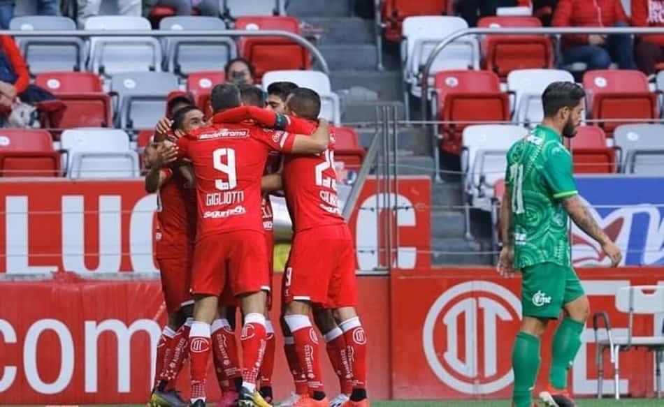 Time da elite mexicana tem sete infectados por coronavírus