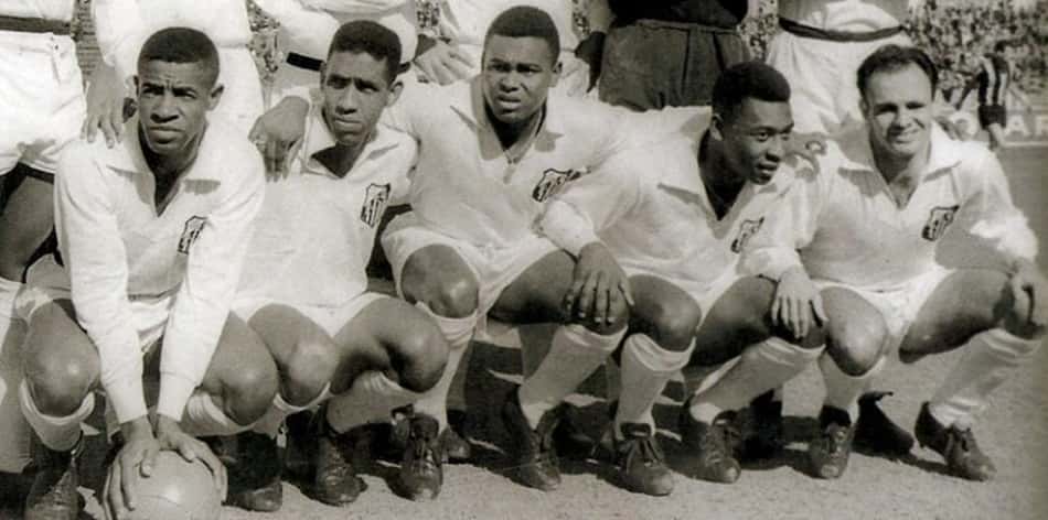 Morte de Dorval abala mundo do futebol: 'Coração triste demais'