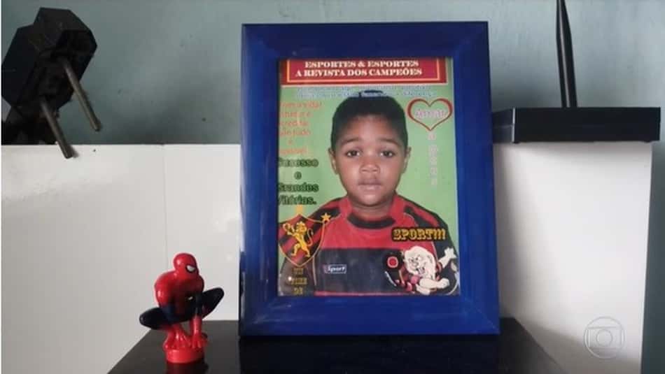 Reunião do Conselho Deliberativo do Sport tem homenagem a garoto Miguel
