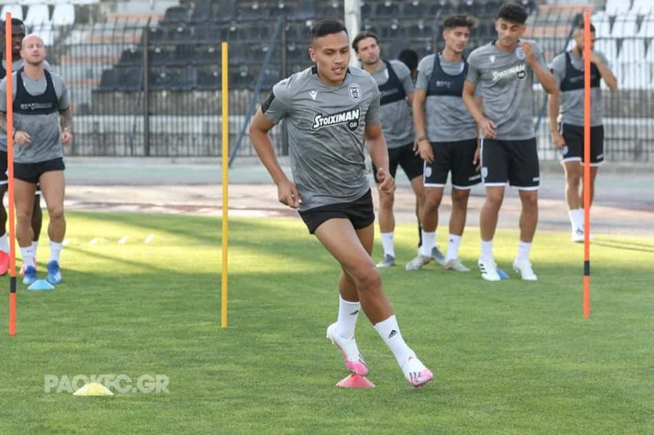 Em busca de reforços, Vasco tem conversas avançadas com o atacante Léo Jabá, ex-Corinthians