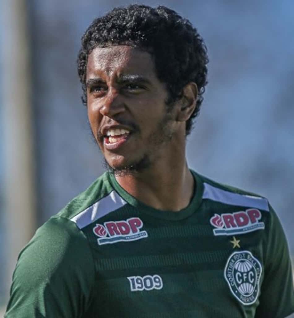 Gabriel quer o Coritiba entre os principais times da temporada