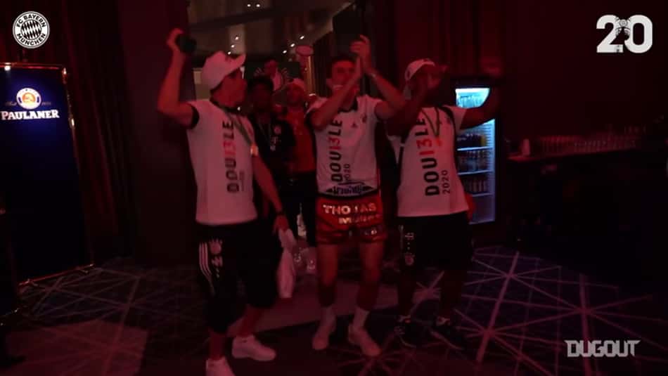 VÍDEO: Veja os bastidores do título do Bayern na Copa da Alemanha