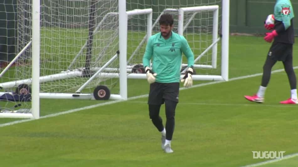 Seleção Brasileira perde Alisson por lesão e convoca Éderson para as Eliminatórias
