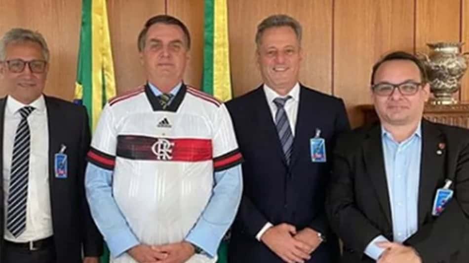 VP do Flamengo se manifesta após encontro de Landim e Bolsonaro: 'Não significa apoio político'