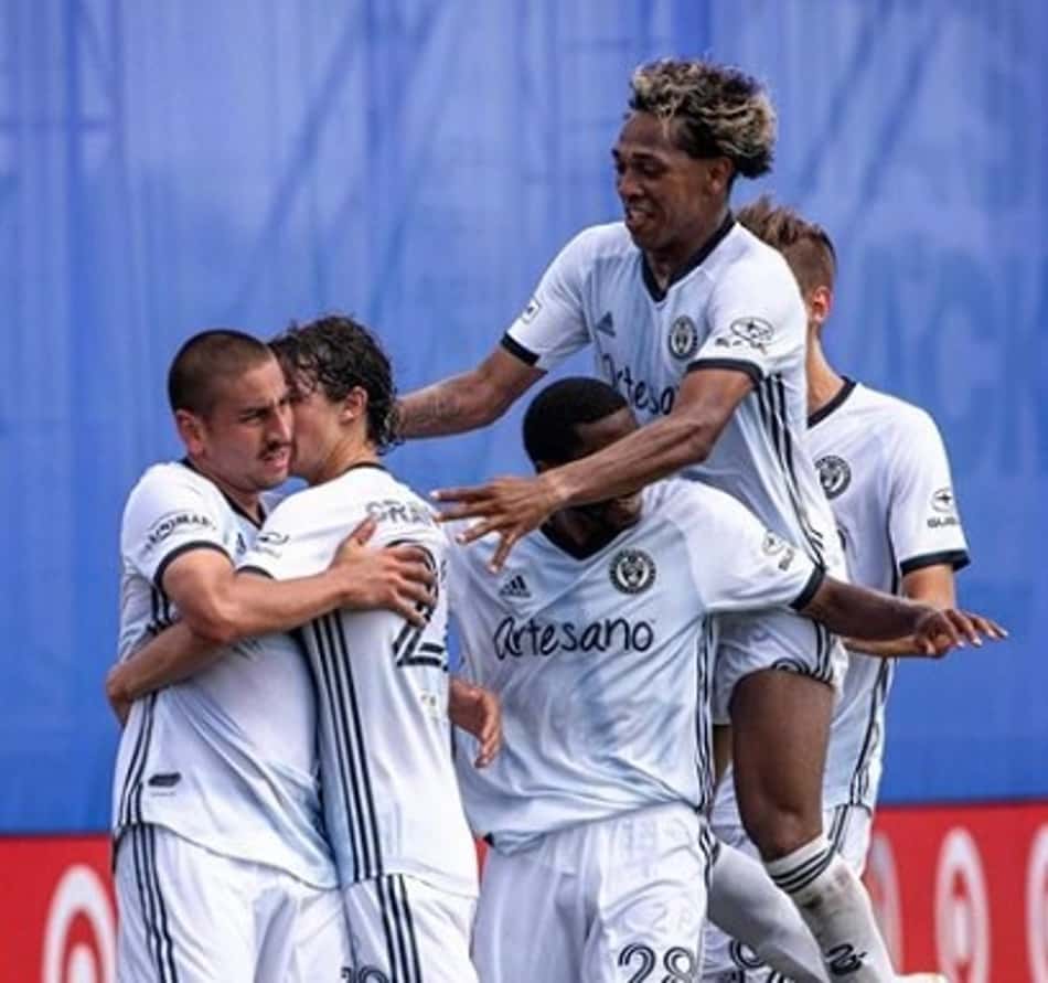 Dois jogos agitam a noite de segunda-feira na MLS
