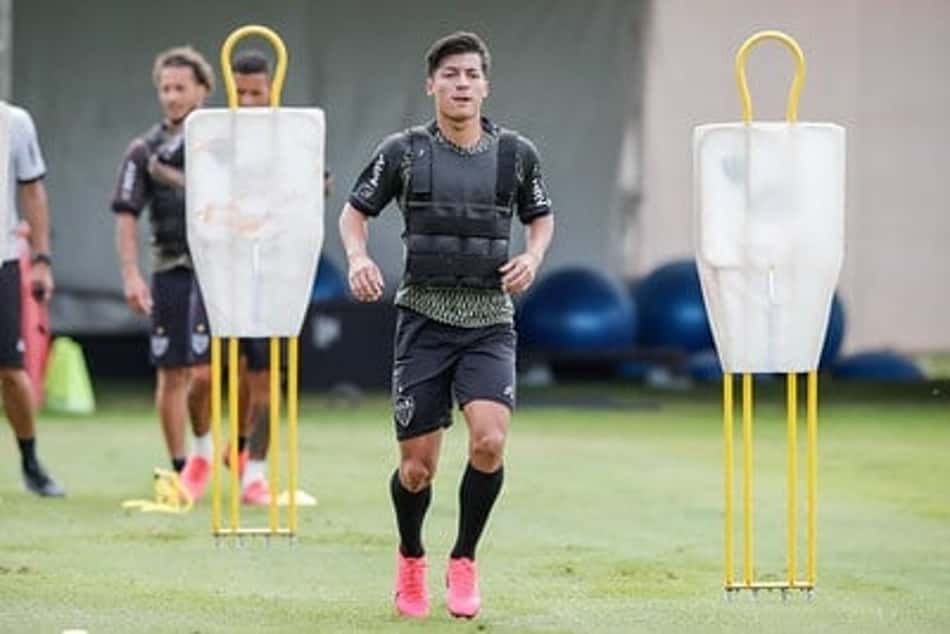 Talleres deve exercer direito de compra de Alan Franco do Atlético-MG