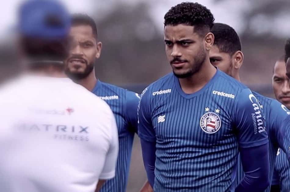 Lateral comemora promoção ao profissional do Bahia: 'Realização de um sonho'