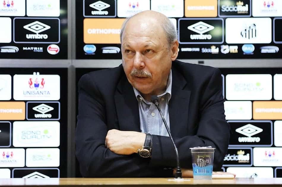 Conselheiros pedem ressarcimento de José Carlos Peres ao Santos