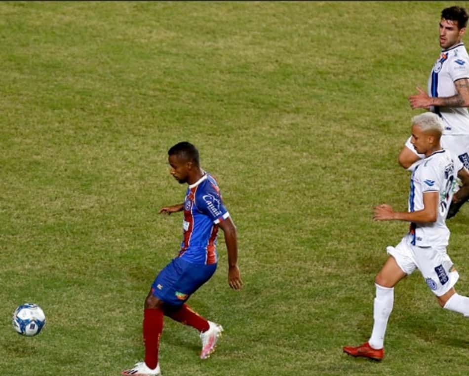 Com gol no fim, Bahia derrota o Confiança e encara o Ceará na final da Copa do Nordeste