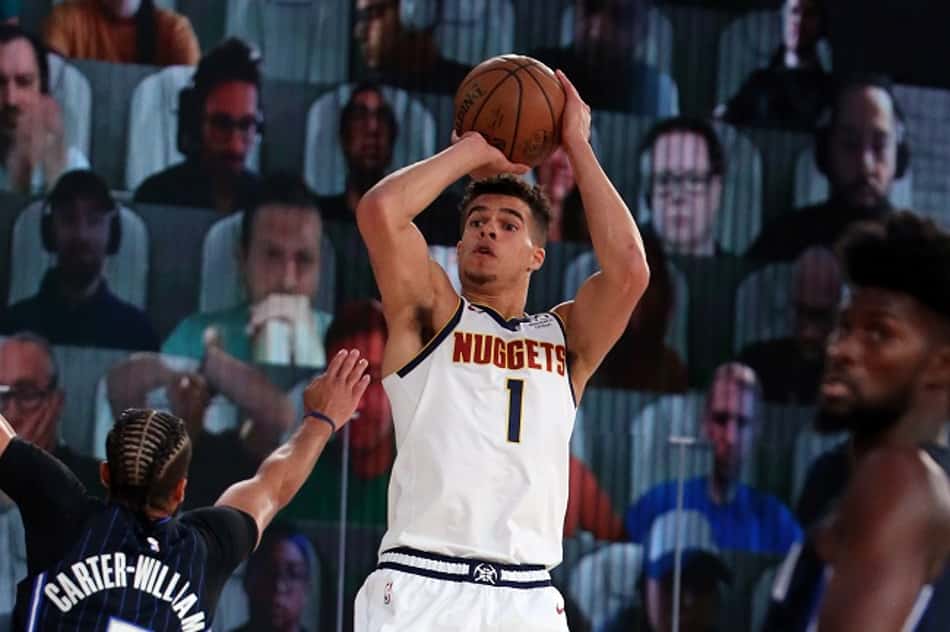 Por evolução, Michael Porter realiza treinos com Curry