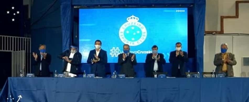 Cruzeiro trabalha para ampliar percentual de investidor na SAF e ficar mais atraente para o mercado