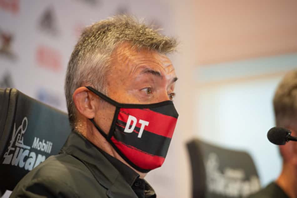 VÍDEO: Bastidores do primeiro dia de Domènec Torrent no Flamengo