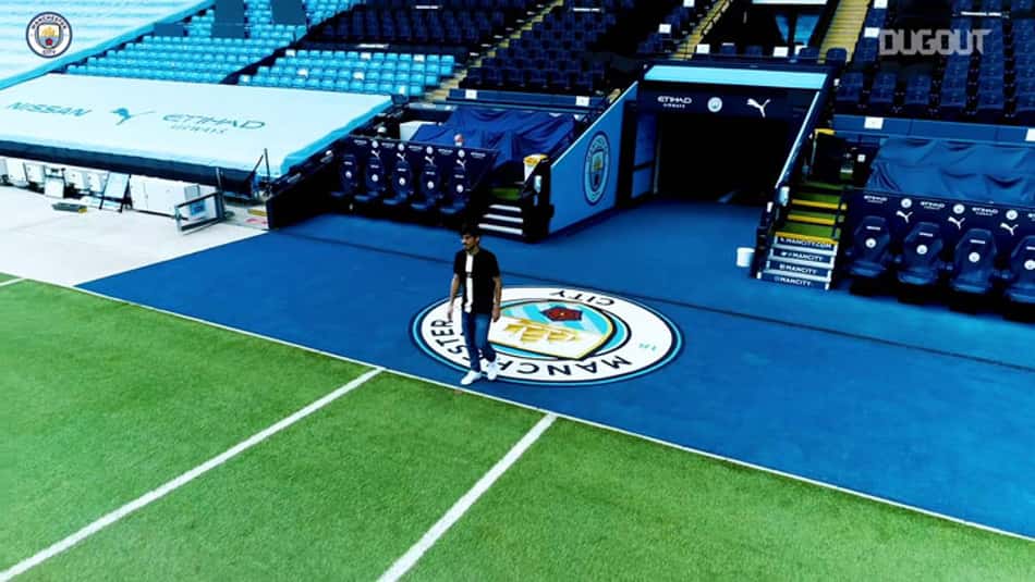Veja homenagem do Manchester City na despedida de David Silva